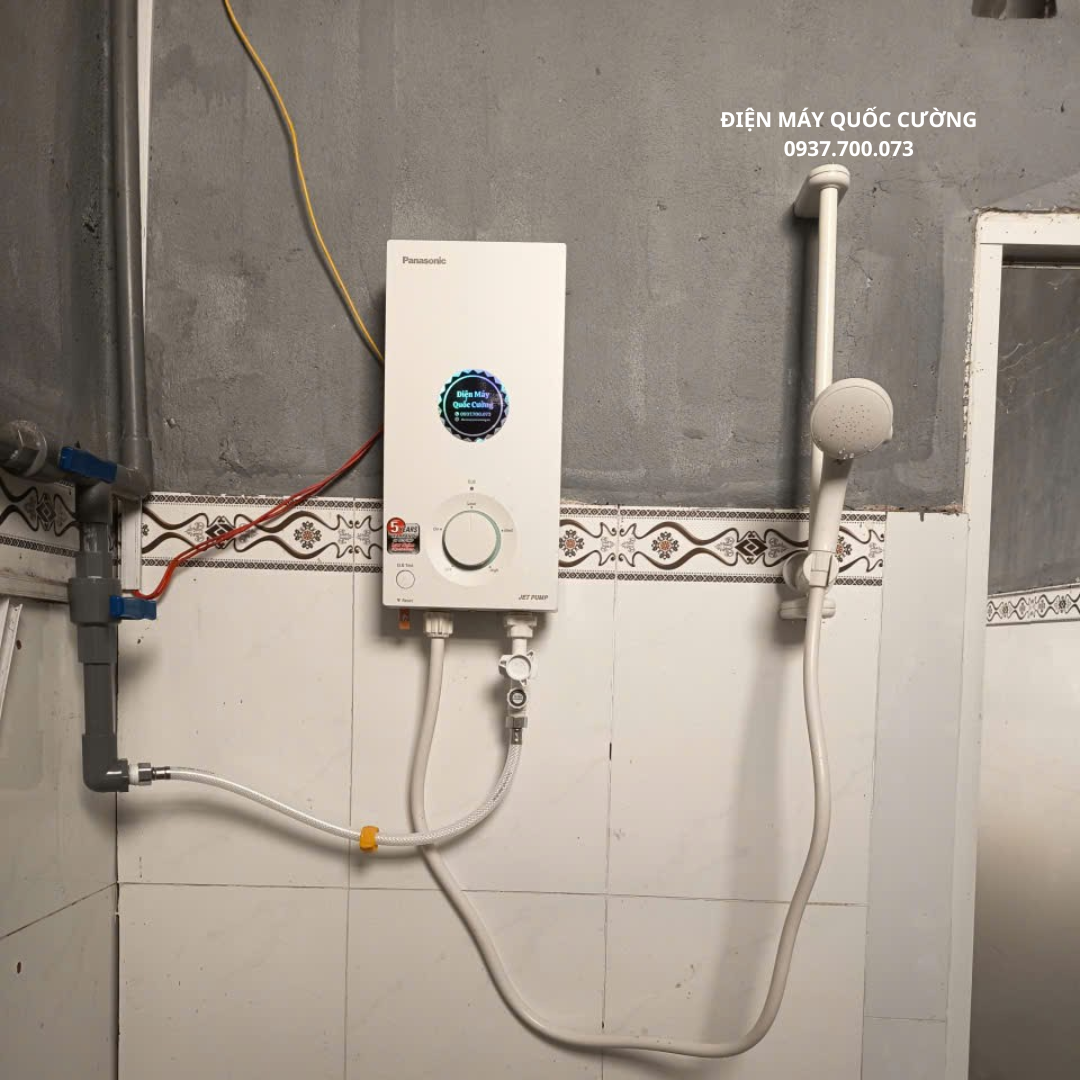 Máy nước nóng trực tiếp Panasonic 4500W DH-4VP1VW