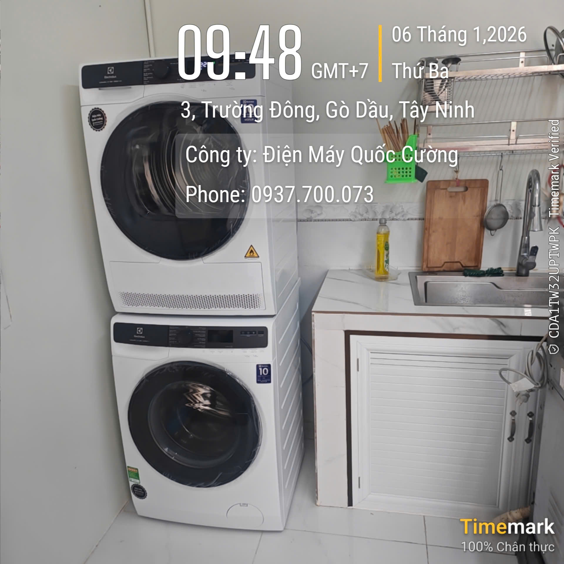 Máy Sấy Bơm Nhiệt Electrolux 8 Kg EDH803J5WC