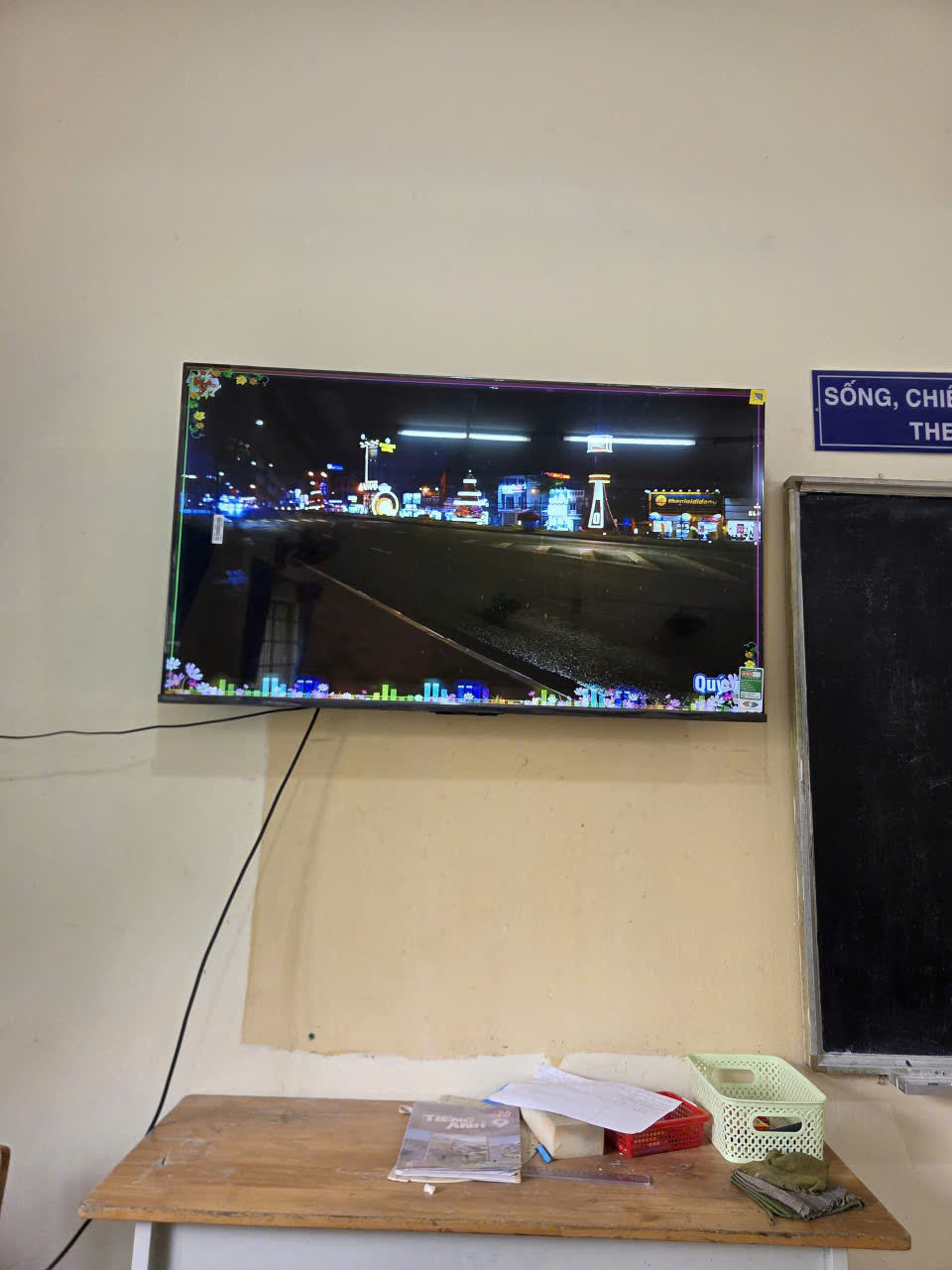 Smart Tivi Toshiba AI 4K 55 inch 55C350RP