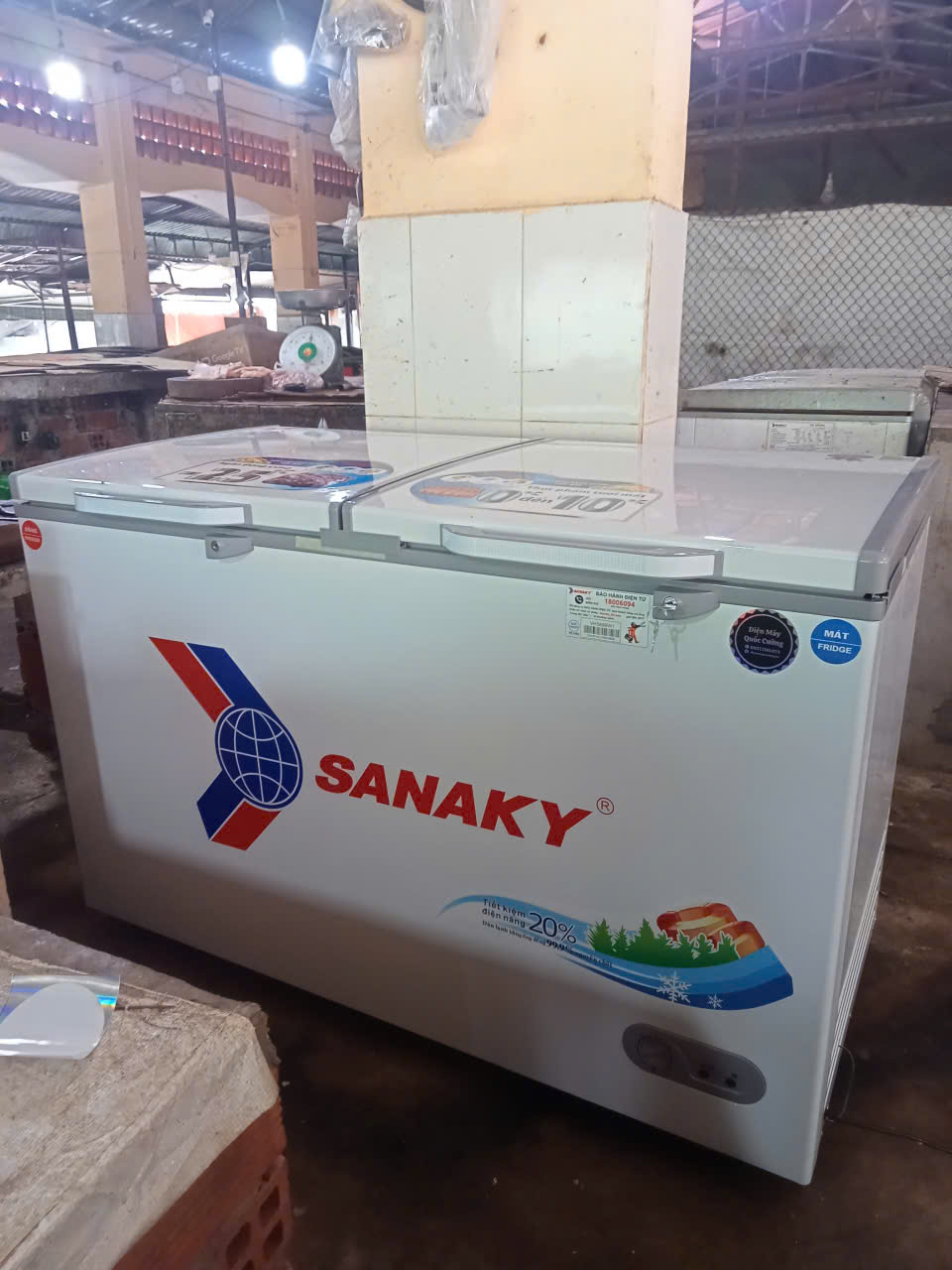 Tủ Đông Mát Sanaky 365 Lít VH-5699W1