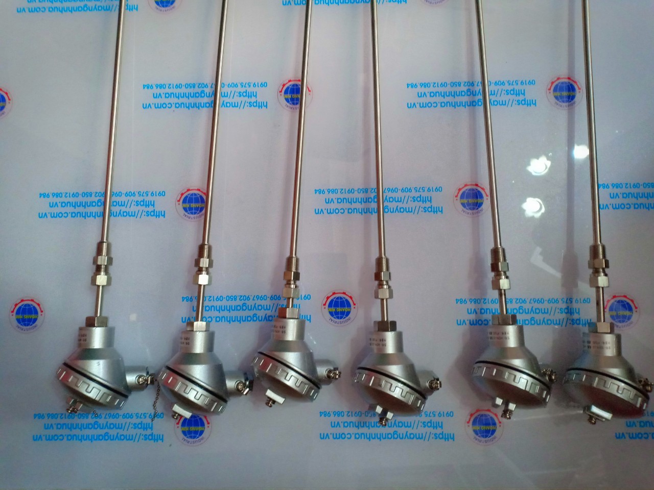 Liên hệ mua can nhiệt e