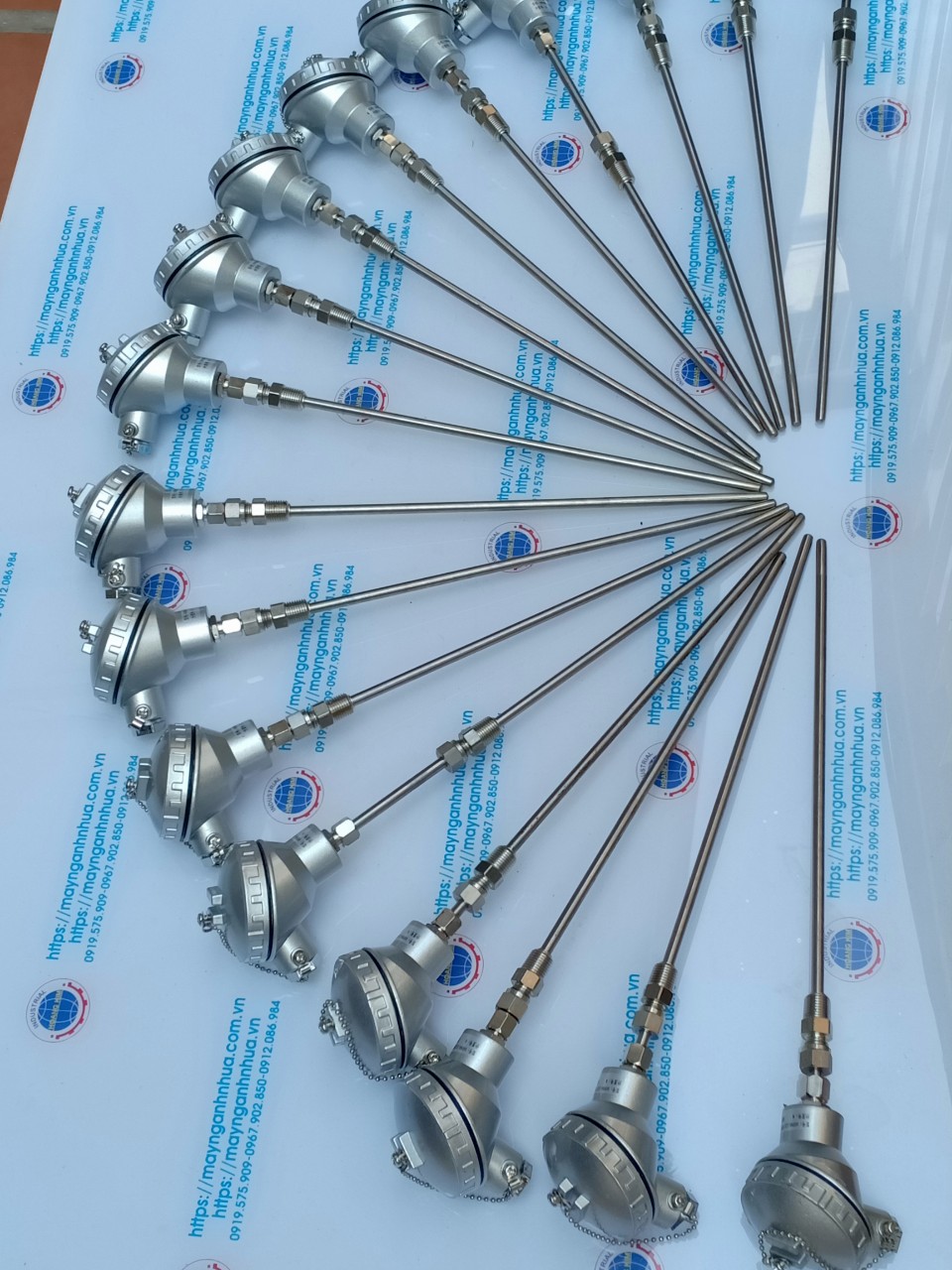 Liên hệ mua can nhiệt k