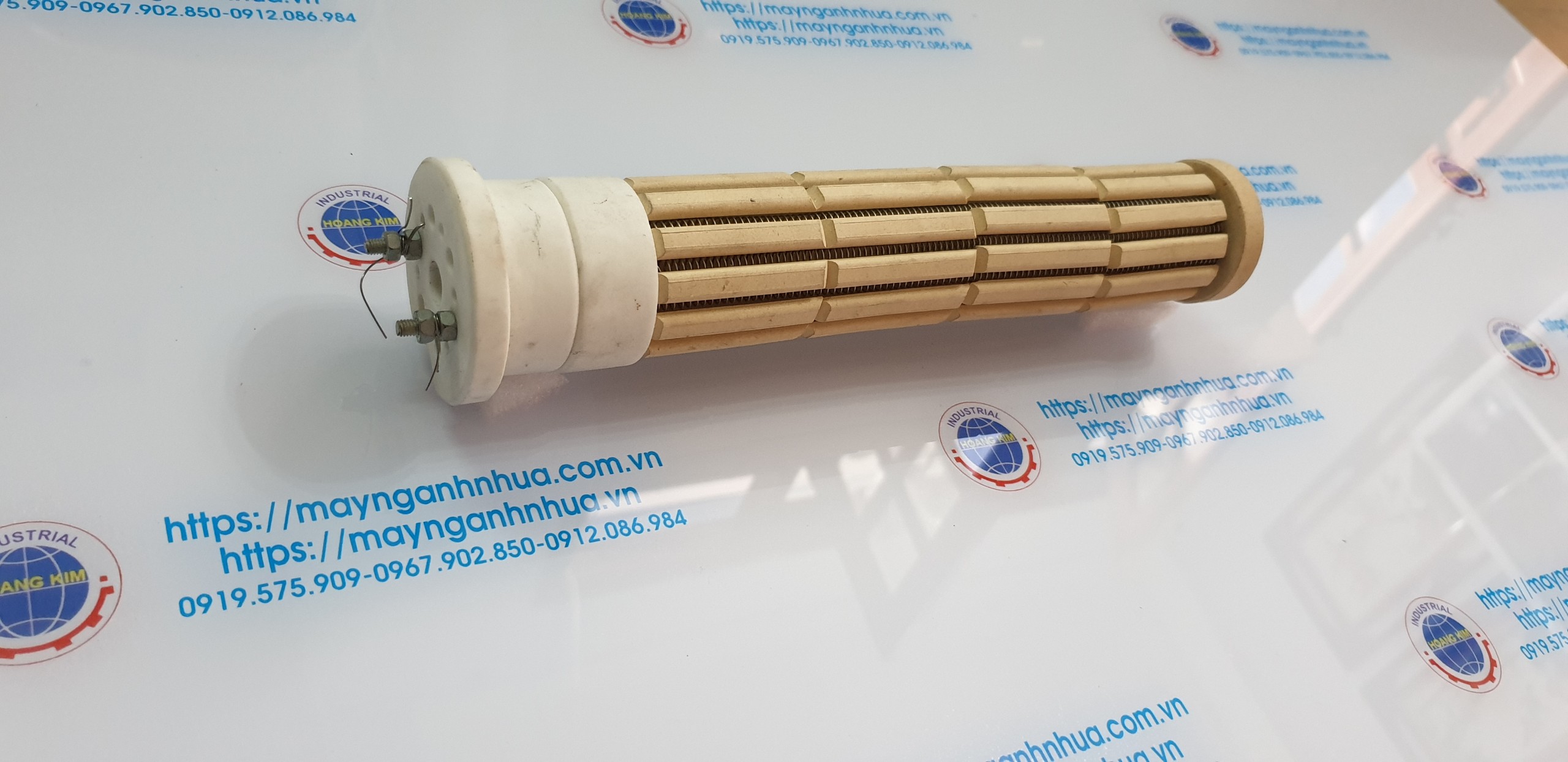 Điện trở ống gió là hình thức sấy nóng nhanh bằng dây trần