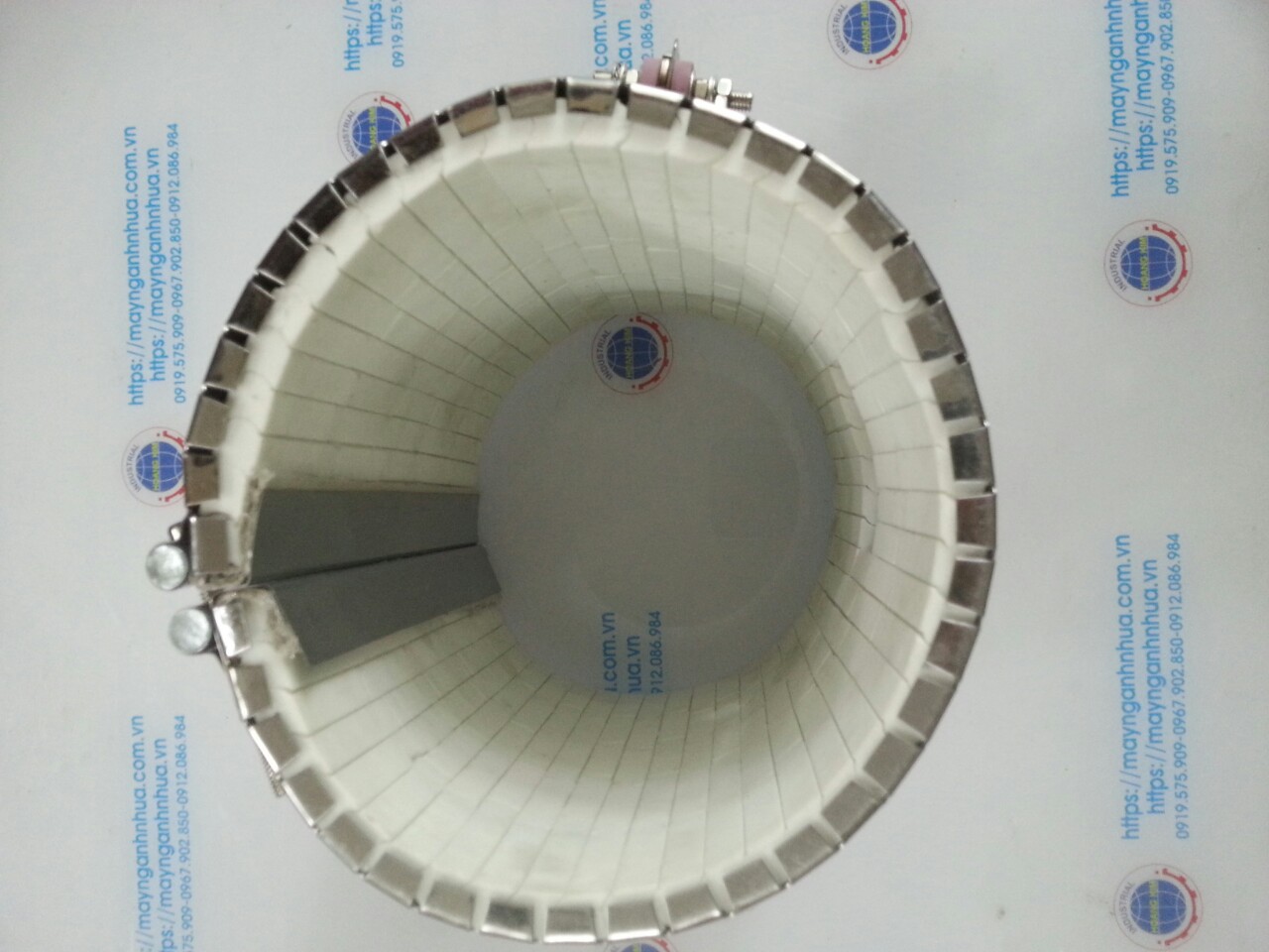 Đặc điểm kỹ thuật của vong nhiet su may dun nhiệt độ cao công nghiệp