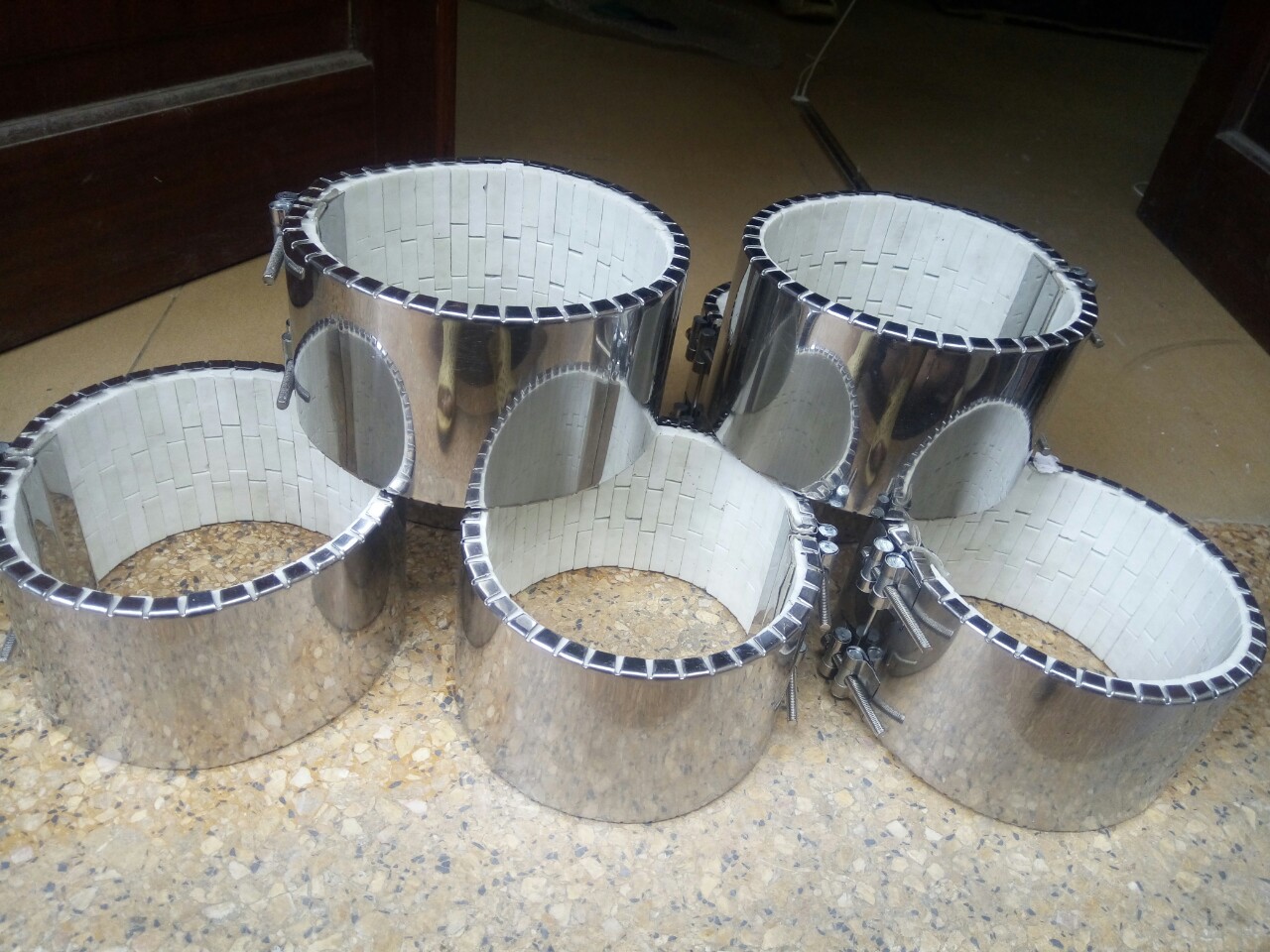 Công ty chúng tôi đang thực hiện bảo hành với tất cả các thiết bị đã bán ra