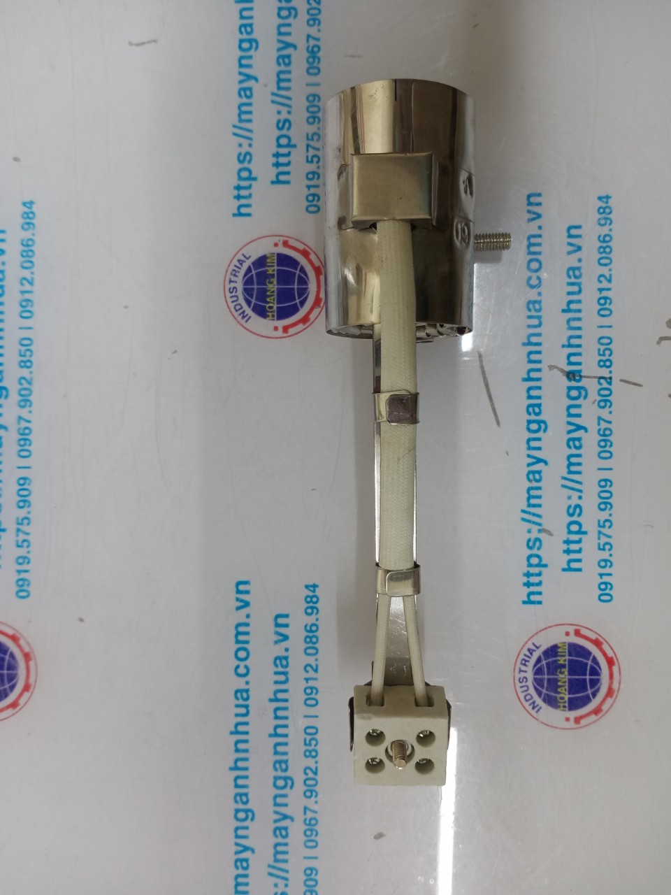 Điện trở vòng áo domino phi35 cao 60 điện trở 220V công suất 200-250W