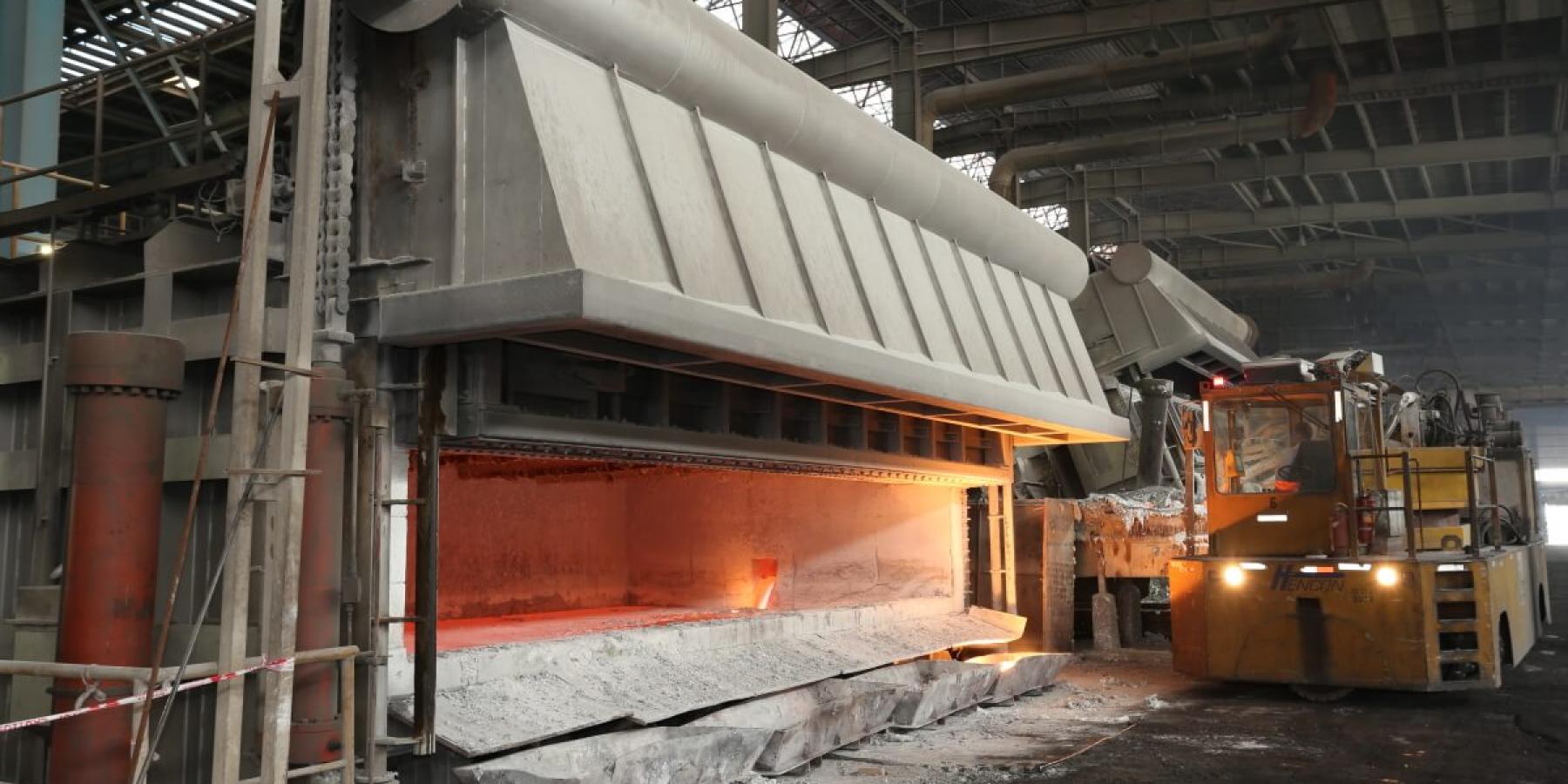 Phôi lò nung cao tần là sản phẩm được tạo ra trong quá trình nấu chảy quặng sắt