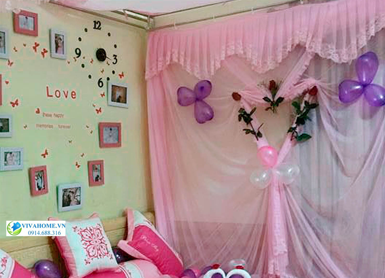 Khung ảnh treo tường trái tim đồng hồ màu trắng hồng