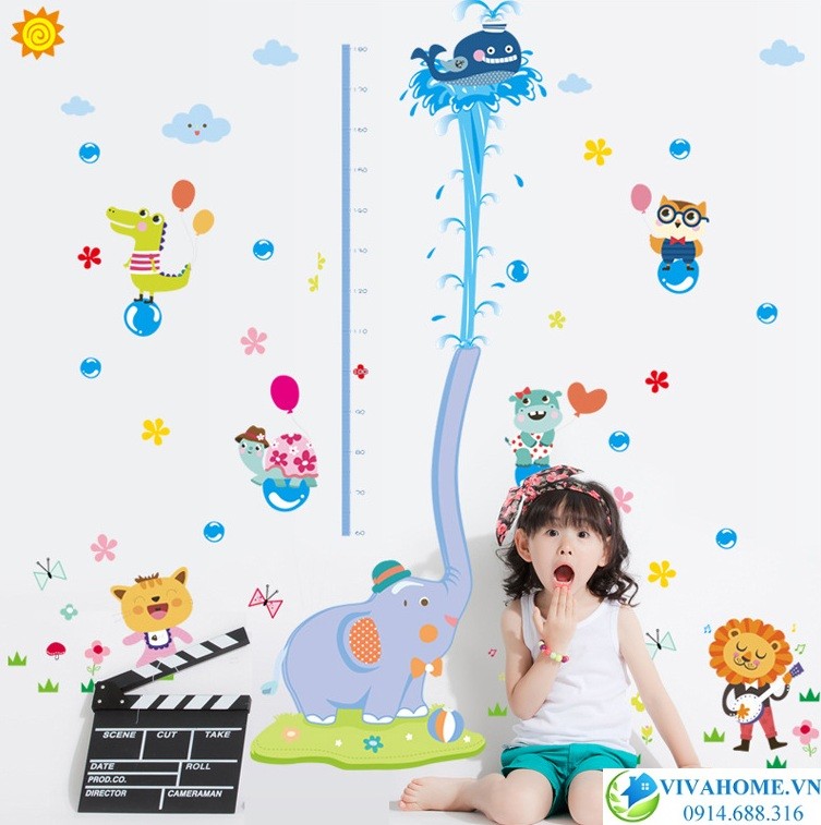 Decal dán tường thước đo voi làm xiếc