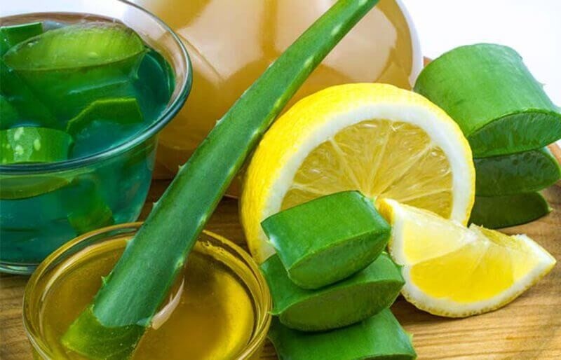Kết hợp chanh và nha đam