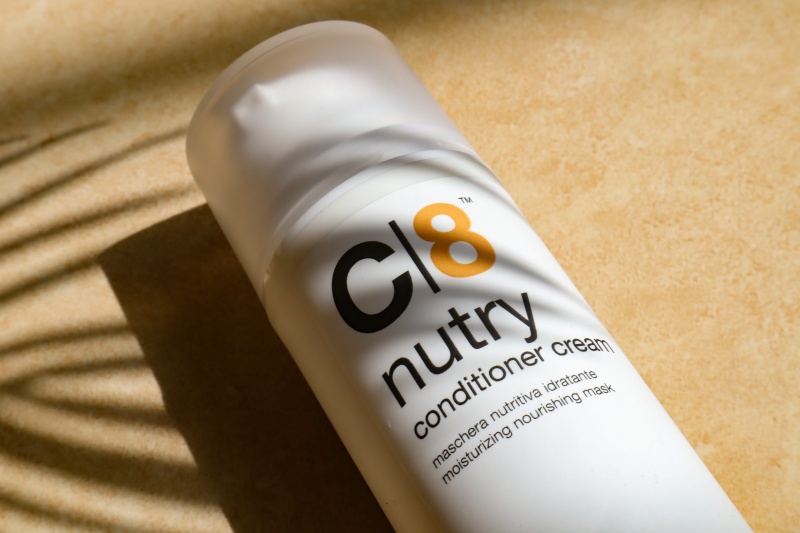 Sử dụng dầu xả, dầu ủ tóc