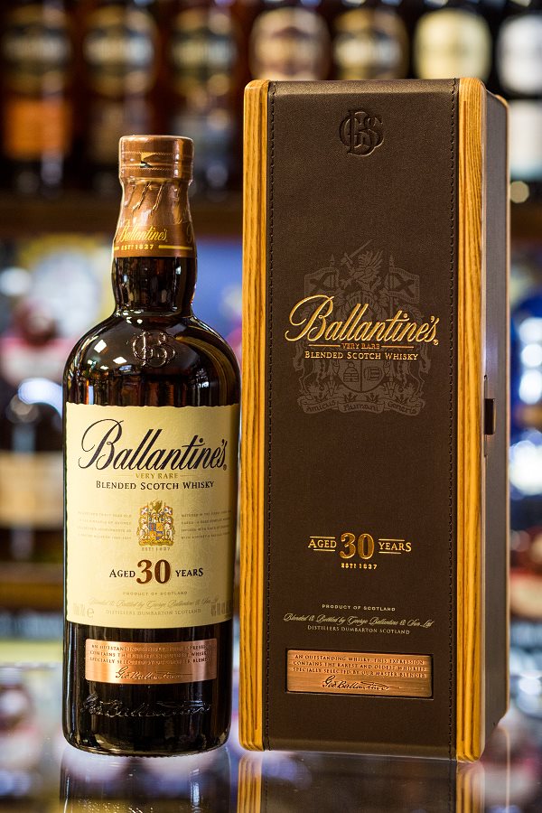 giá rượu ballantines 30 năm