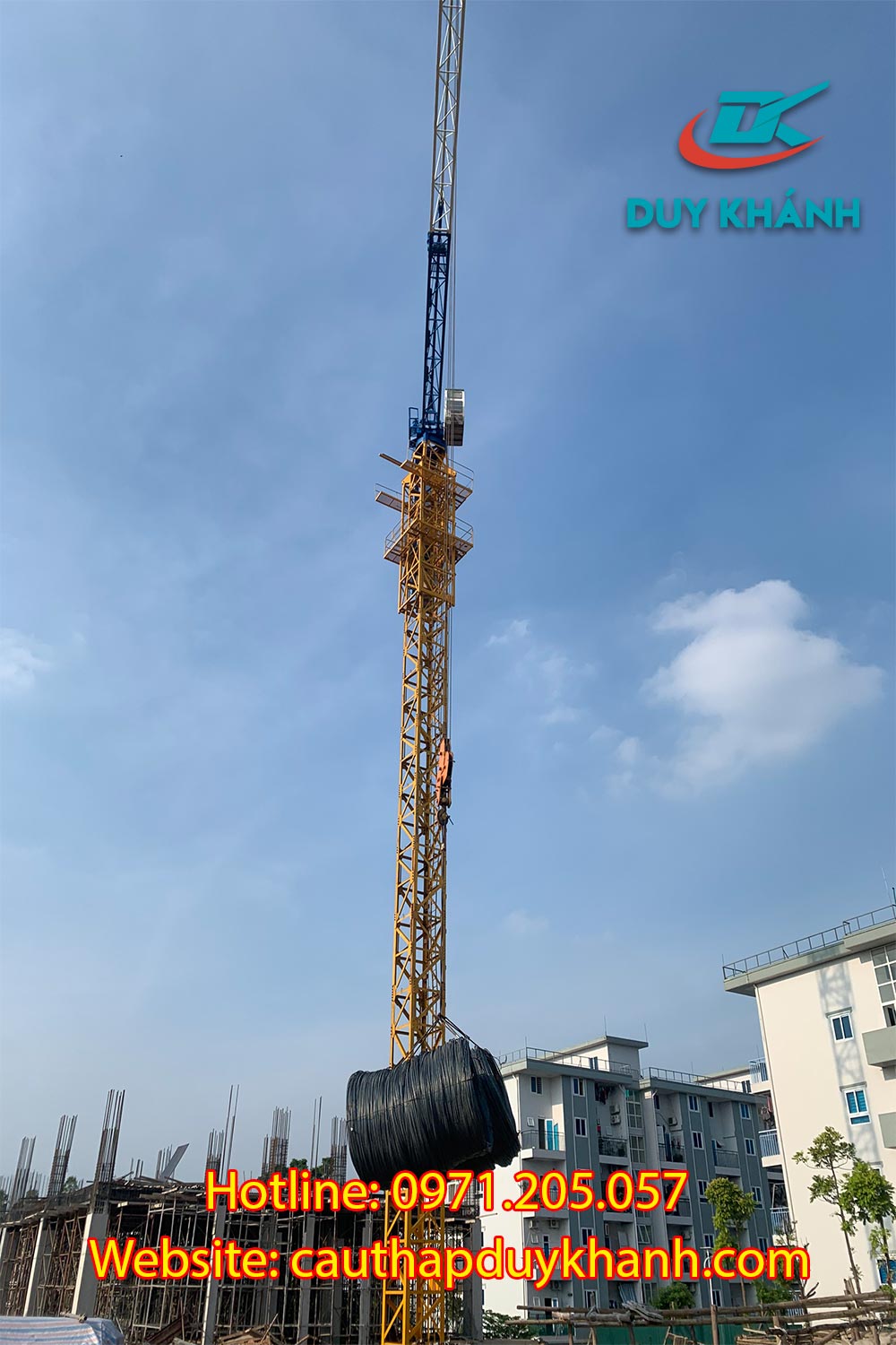 thi công công trình tòa nhà chung cư 11 tầng - Cẩu tháp QTZ5512