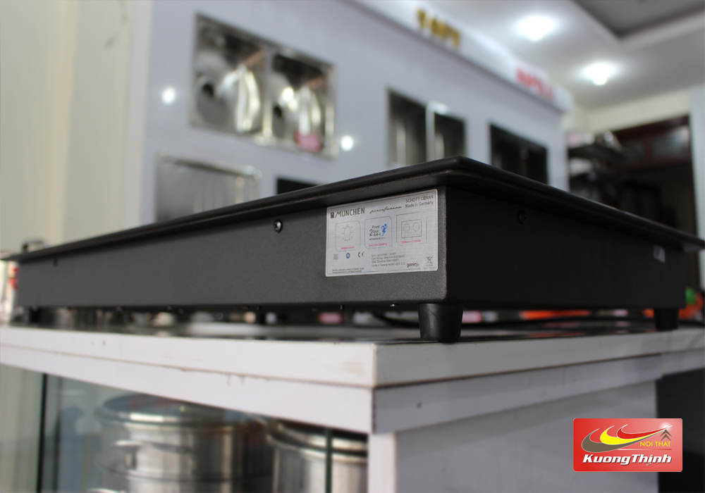 Hình ảnh thực bếp điện từ Munchen SMC 250I