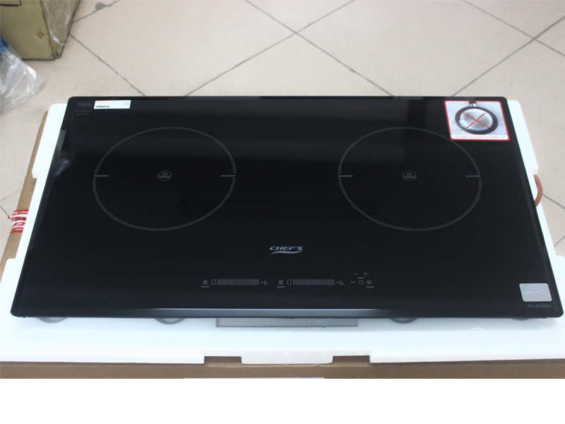 mặt kính schott vát cạnh của bếp từ chefs eh dih888