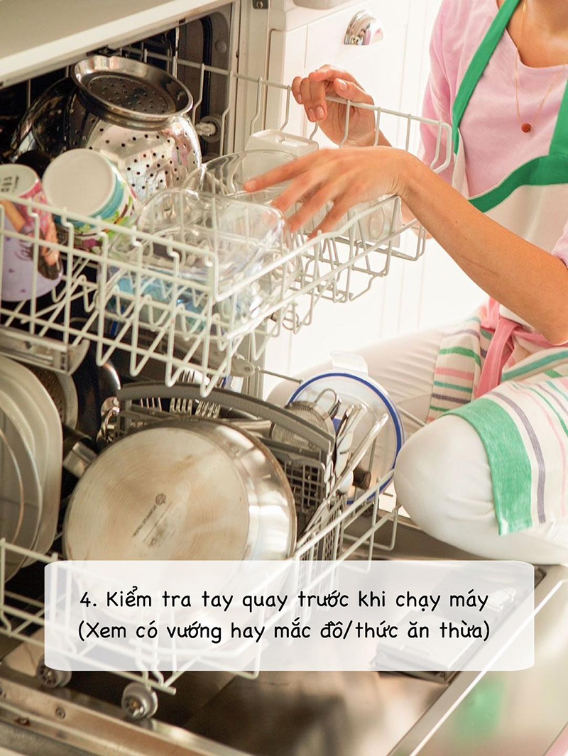 Cách khử mùi hôi, tanh bát đĩa sau khi rửa máy rửa bát