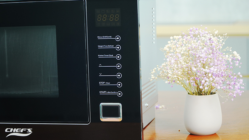 Đánh giá chi tiết lò vi sóng có nướng Chefs EH MW801B