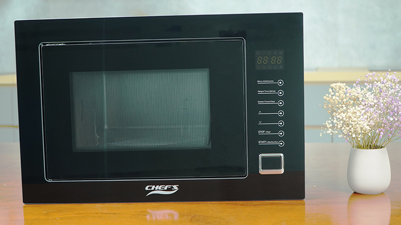 Đánh giá chi tiết lò vi sóng có nướng Chefs EH MW801B