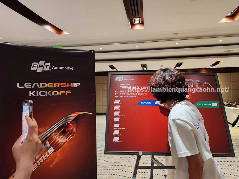 Bảng mica gắn tem nam châm, mica nam châm, bảng từ mica