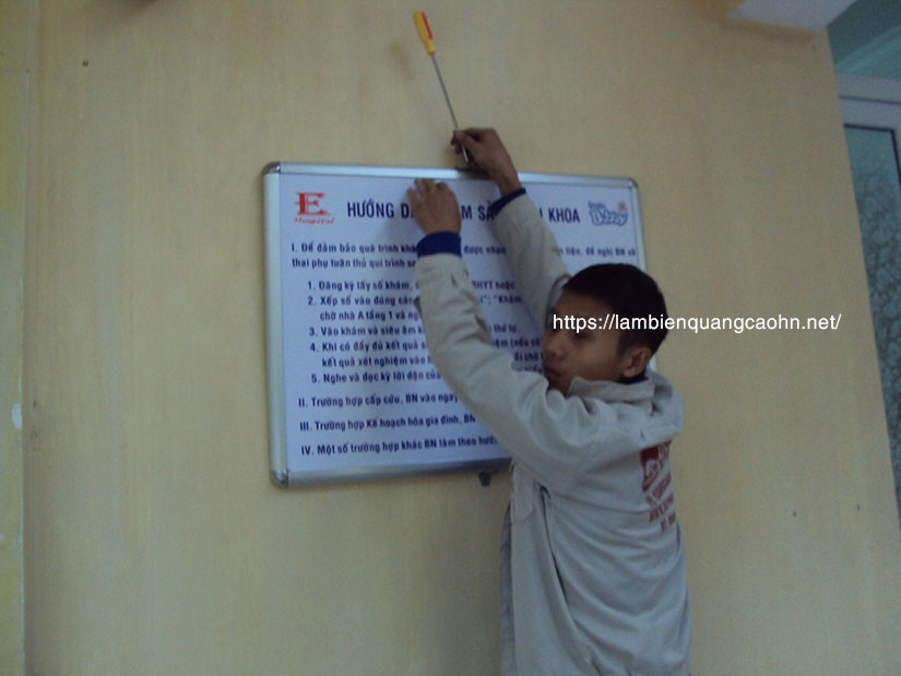 Bảng nội quy công ty, biển mica, biển mica treo tường, biển công ty, biển mica công ty