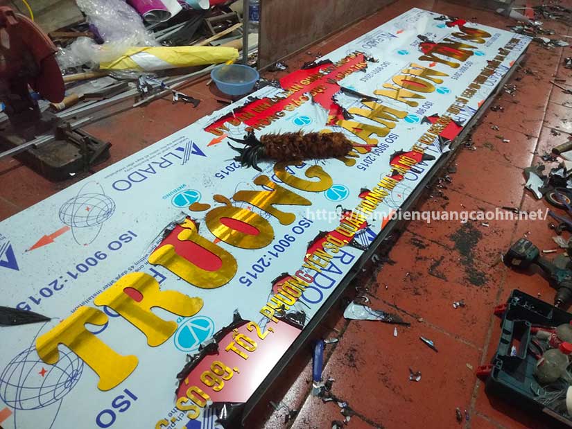 biển alu chữ nổi giá rẻ