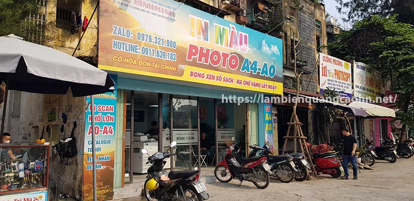 Biển bạt có đèn rọi