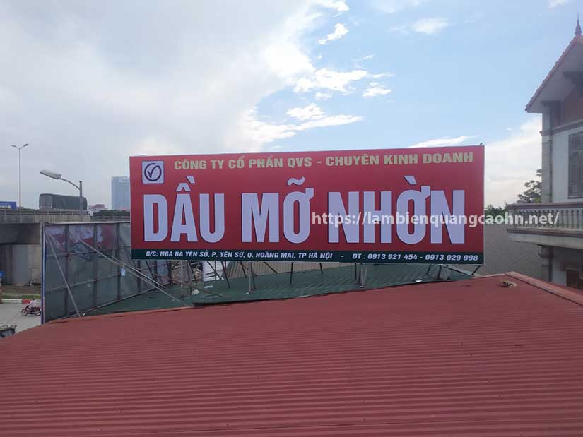 Biển bạt quảng cáo bạc màu