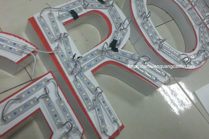 biển chữ nổi, chữ mica nổi, chữ mica đèn led, biển alu chữ nổi