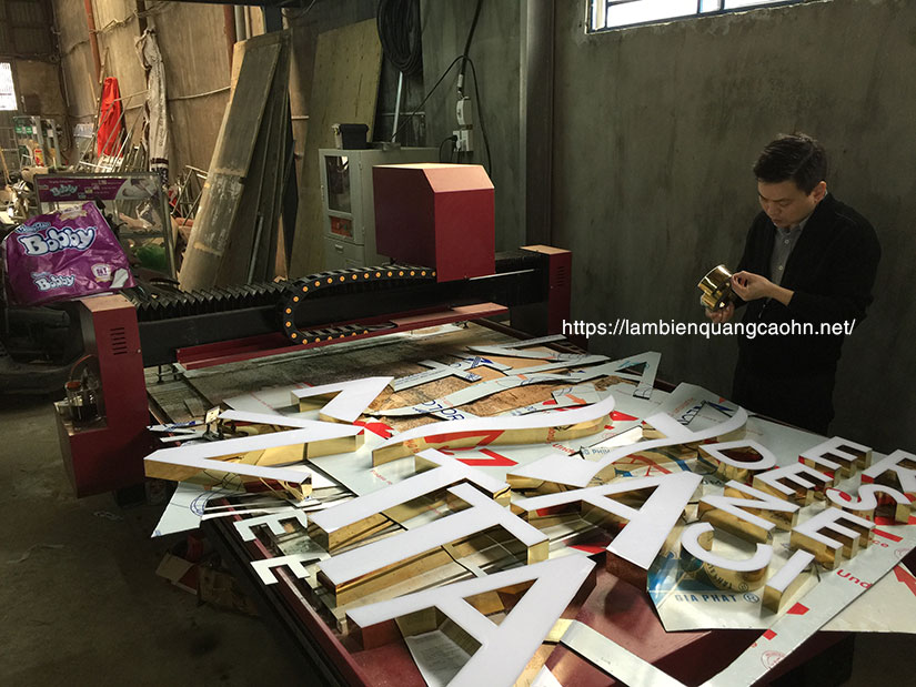 chữ nổi đèn led, biển chữ nổi, chữ nổi mica