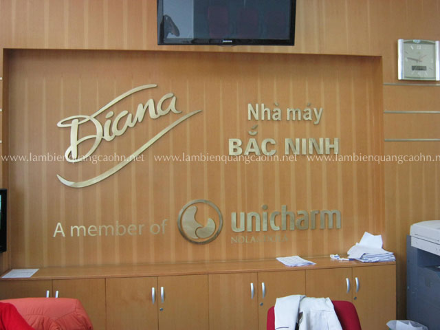 Biển chữ nổi quầy lễ tân