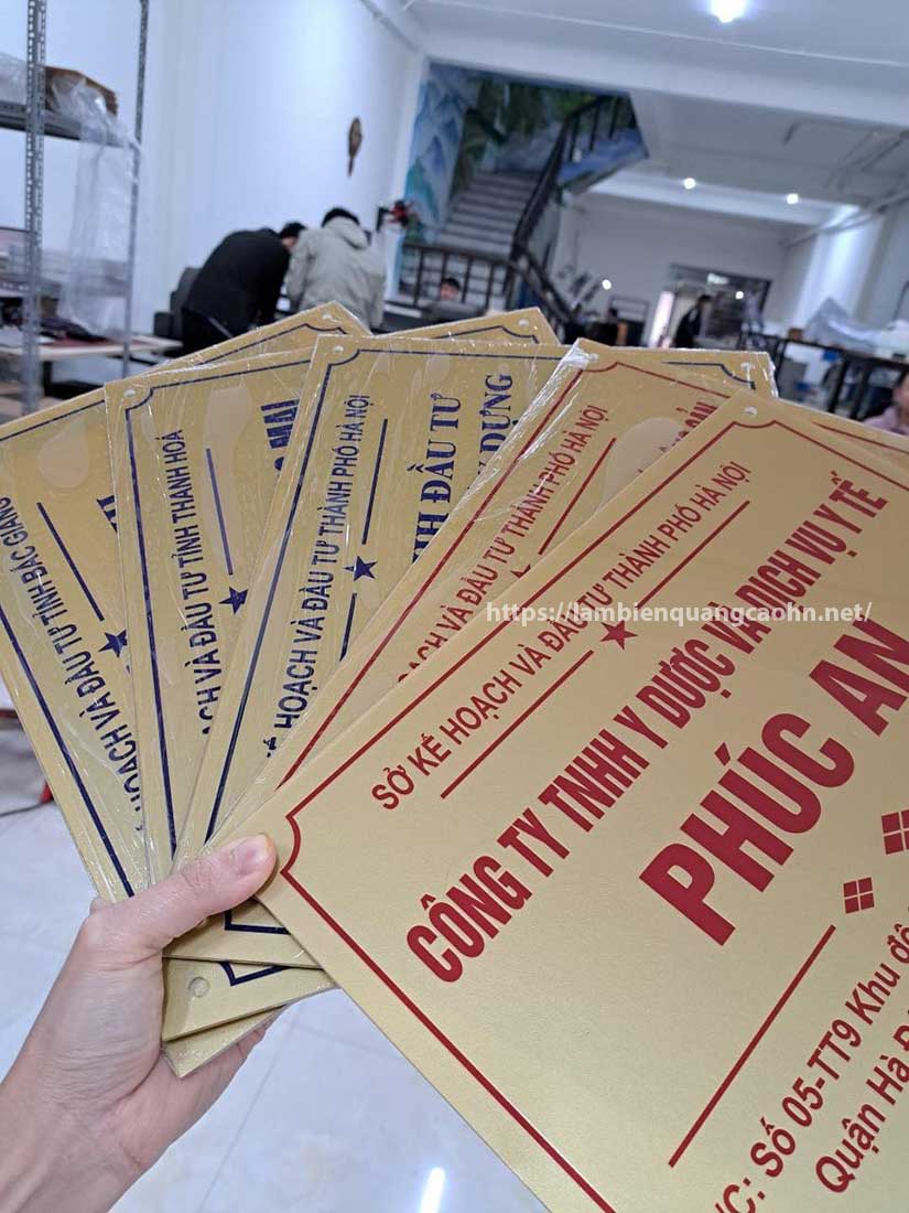 biển công ty mica