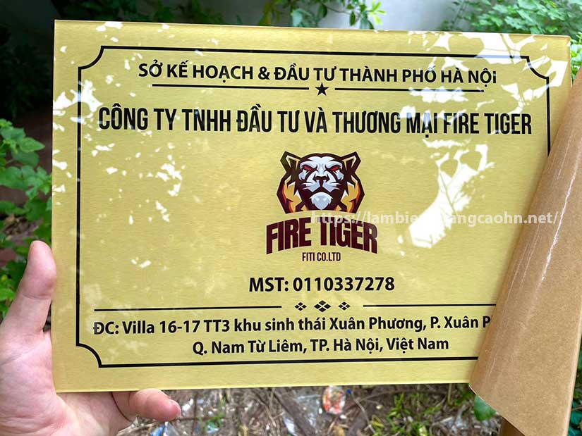 biển công ty mica