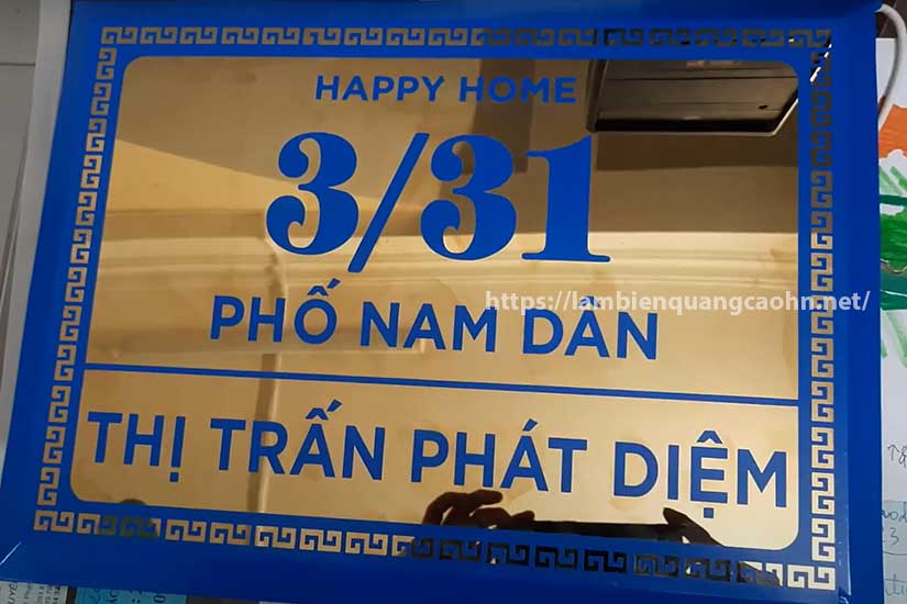 biển inox ăn mòn