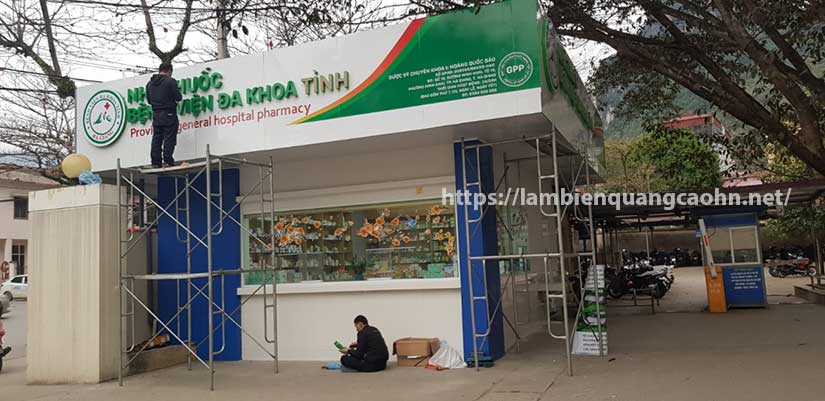 Biển alu chữ nổi nhà thuốc