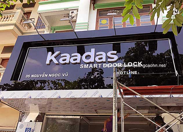 biển quảng cáo chữ nổi đẹp, biển alu gương đen bóng, biển cửa hàng, biển alu chữ nổi, biển quảng cáo aluminium