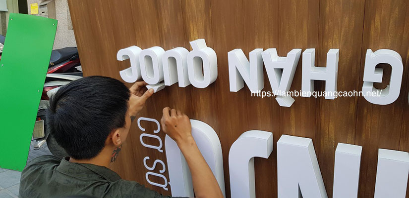 Biển gỗ, biển quảng cáo gỗ, biển quảng cáo vân gỗ, biển hiệu gỗ, bảng hiệu gỗ