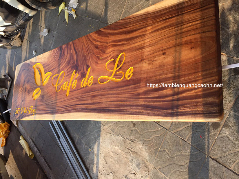 Biển gỗ, biển quảng cáo gỗ