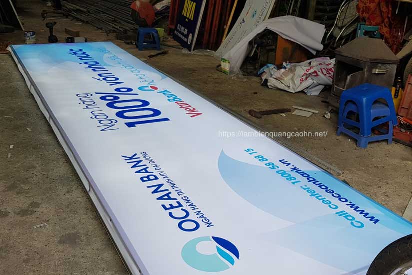 Biển quảng cáo hộp đèn