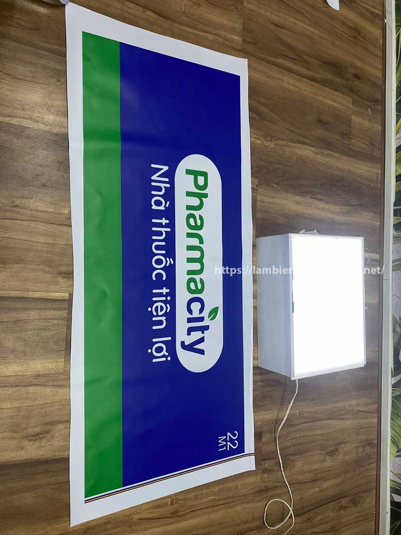 Biển quảng cáo hộp đèn