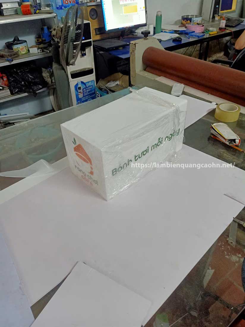 Biển quảng cáo hộp đèn