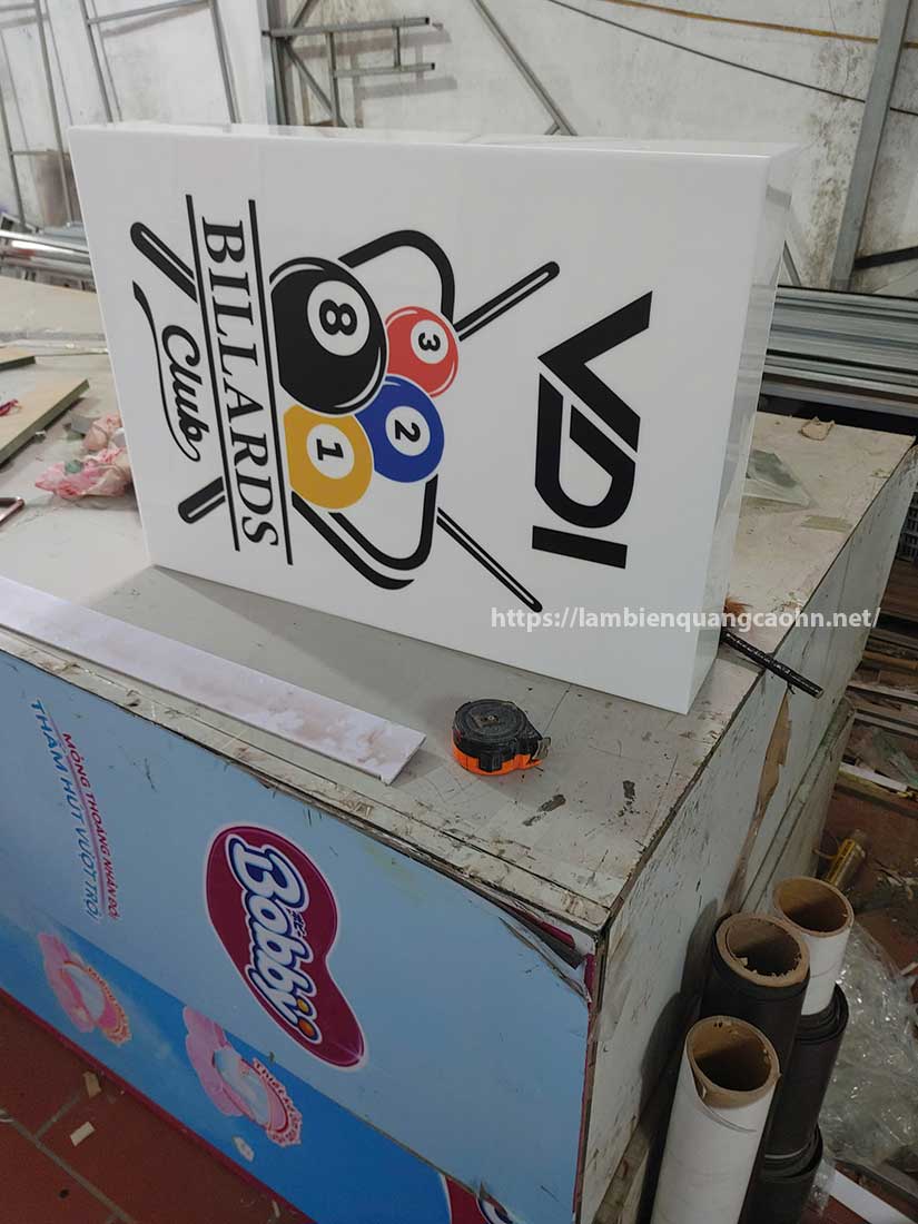 Biển quảng cáo hộp đèn