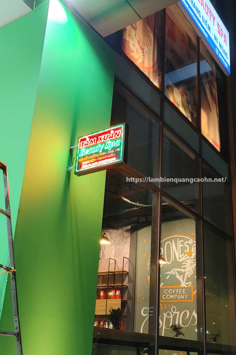 Biển LED quảng cáo