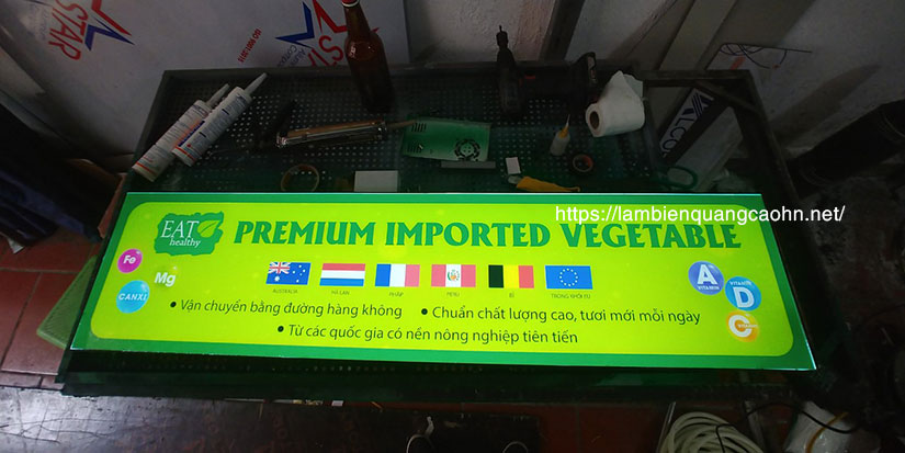 biển quảng cáo mica, biển mica, biển hộp đèn mica, chữ mica hộp đèn