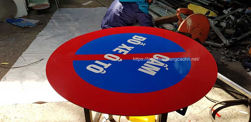 biển quảng cáo phản quang, biển dán decal phản quang, biển in decal phản quang