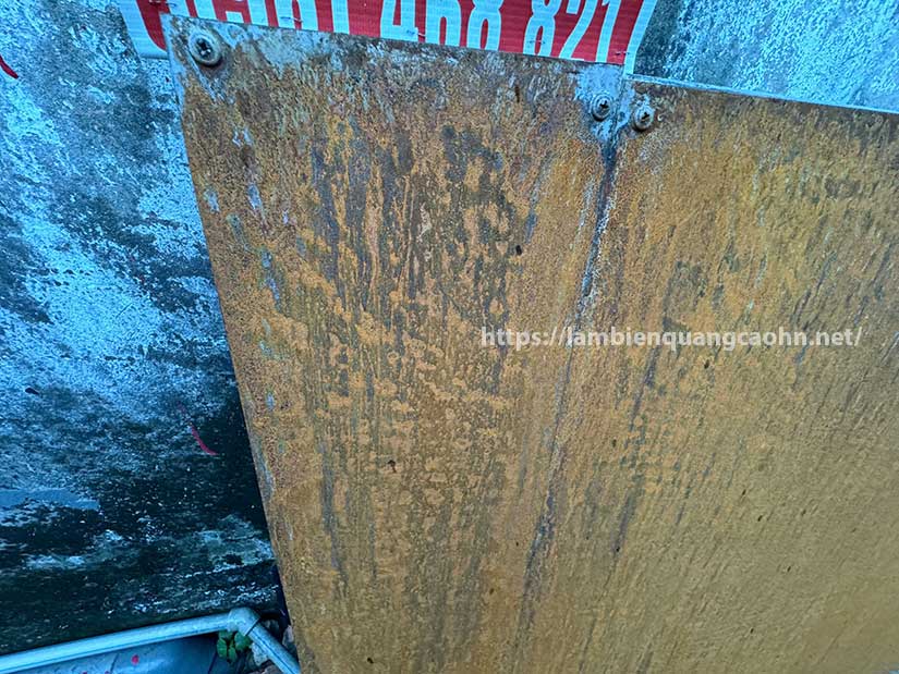 Biển quảng cáo sắt rỉ, biển sắt rỉ, biển sắt gỉ, corten sign