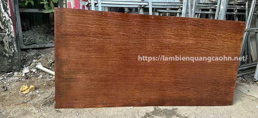 Biển quảng cáo sắt rỉ, biển sắt rỉ, biển sắt gỉ, corten sign