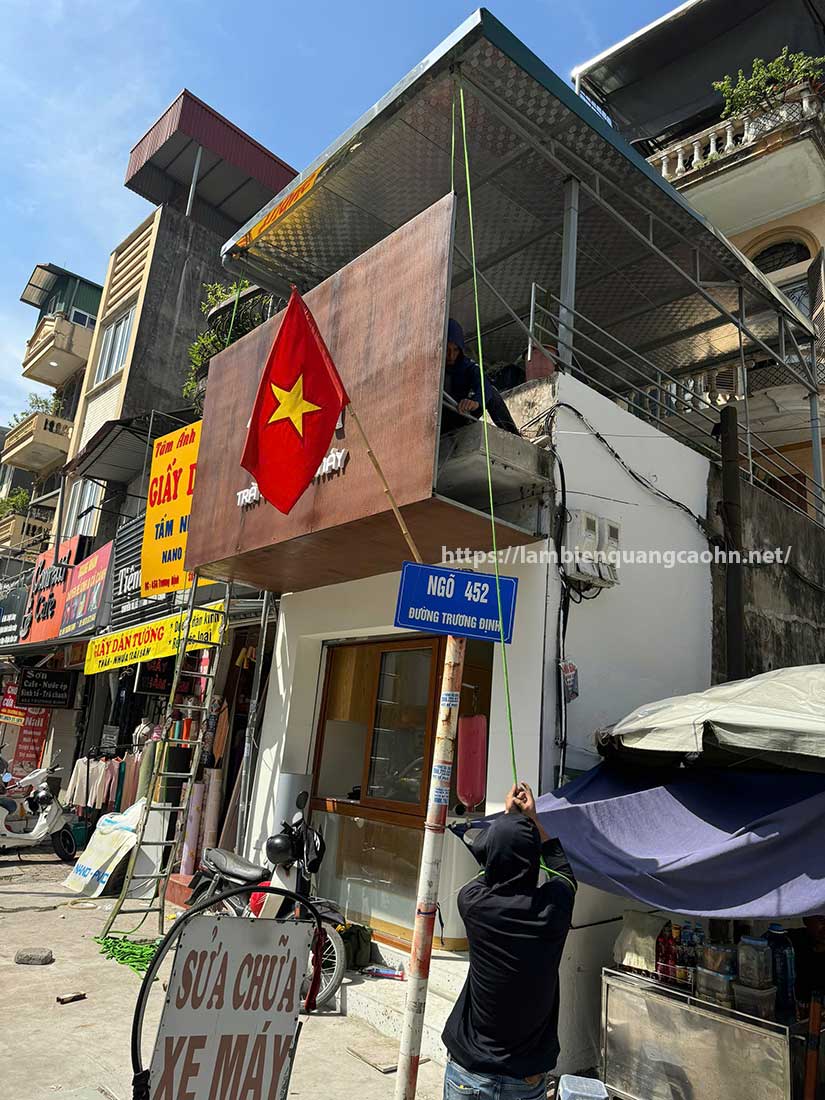 Biển quảng cáo sắt rỉ, biển sắt rỉ, biển sắt gỉ, corten sign