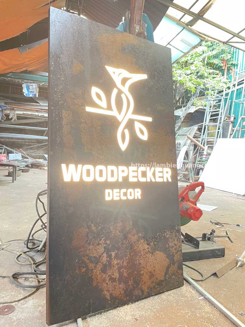 Biển quảng cáo sắt rỉ, biển sắt rỉ, biển sắt gỉ, corten sign