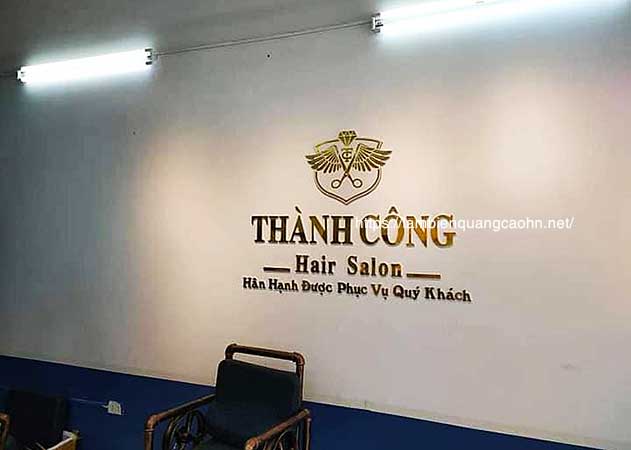 Biển quảng cáo tóc và móng