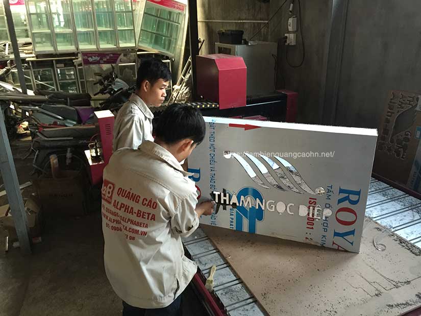 làm biển quảng cáo, biển quảng cáo, biển cửa hàng, biển công ty